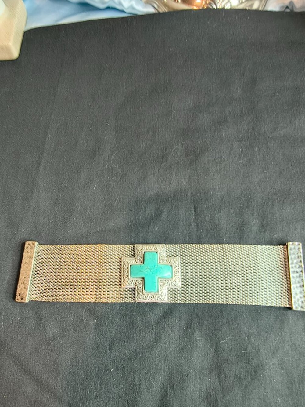 Silver Tone and Dyed Halite Mesh Bracelet